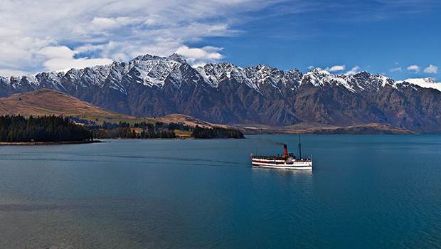 TSS Earnslaw on Lake Wakatipu with the Remarkables mountains behind